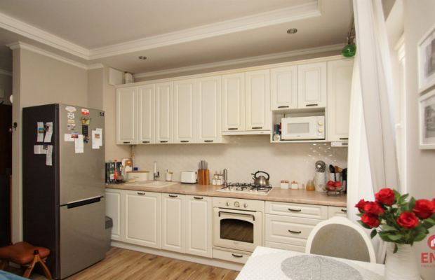 2 pokoje, z miejscem parkingowym