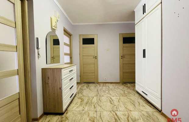 Przestronne Mieszkanie 3-pokojowe