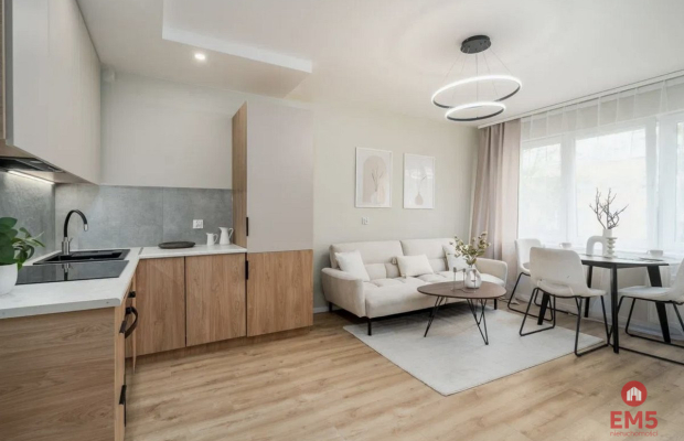 Trzy pokoje ze szlabanem