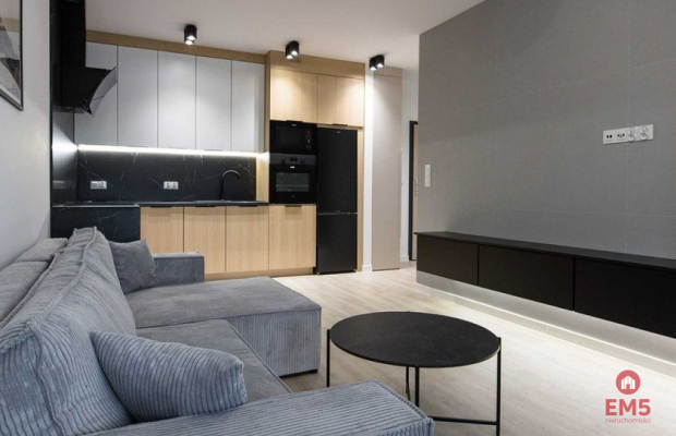 Apartament 3-pokojowy, 2 piętro