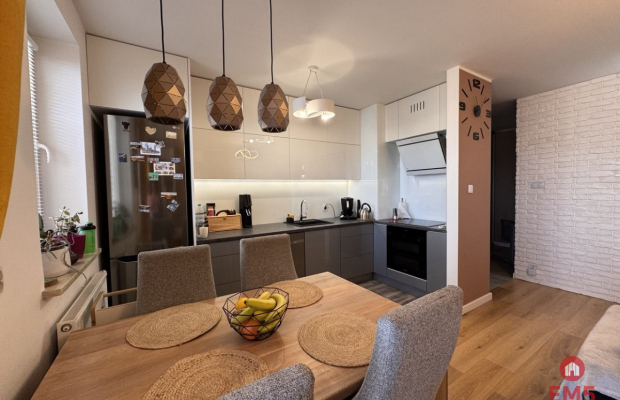 3 pokojowe  dwustronne mieszkanie z garażem