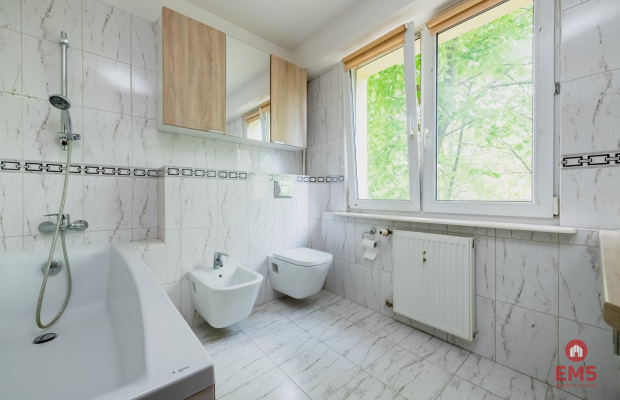 4 pokoje 2 łazienki Ul.Kalinowa 1 piętro