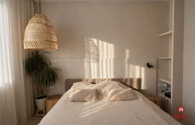 Trzy pokoje, do wejścia, nowy blok.