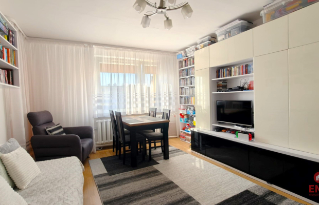 Mieszkanie 2-pokojowe na 3 piętrze