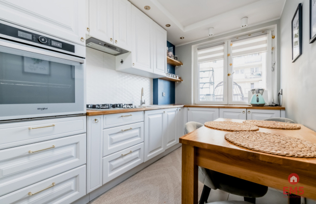 Trzy pokoje, duży balkon, Centrum