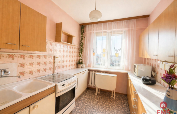 3 pokoje | 62,9 m² | balkon | do remontu | widok