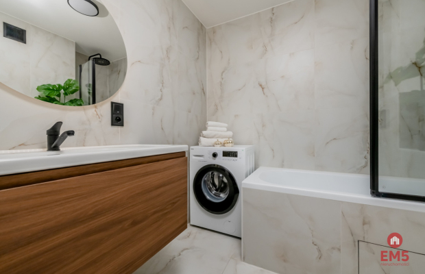 Dwa pokoje, balkon, blisko uczelni