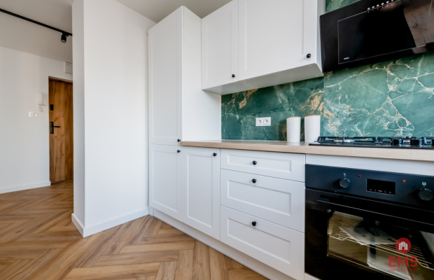 Dwa pokoje, balkon, blisko uczelni