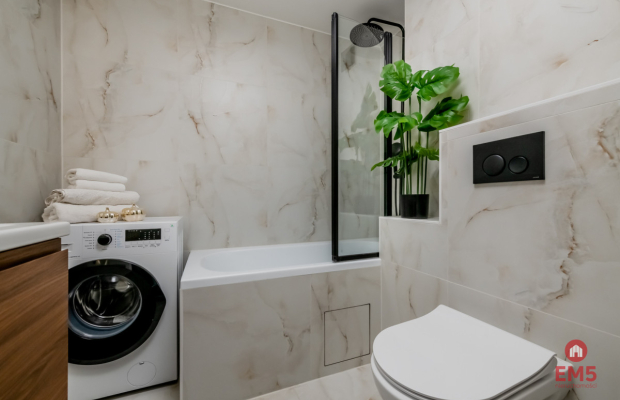 Dwa pokoje, balkon, blisko uczelni