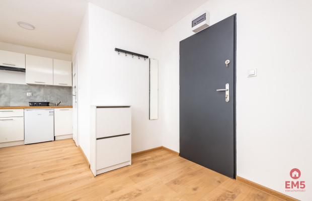 4 kawalerki obok Politechniki