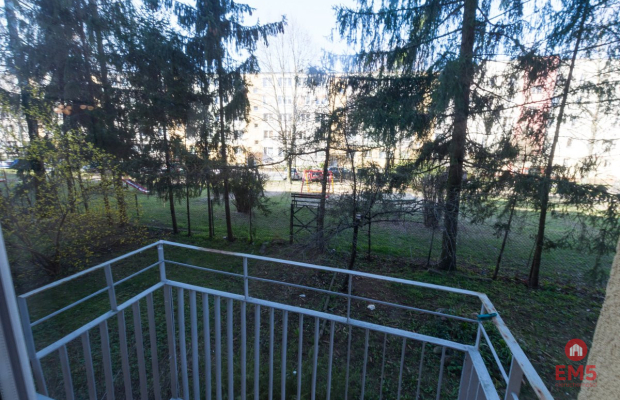 ul.Wiejska, 3 pokoje, parter