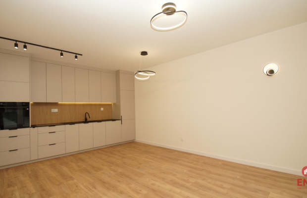 Świeżo wykończona szeregówka -BEZ PCC 2%