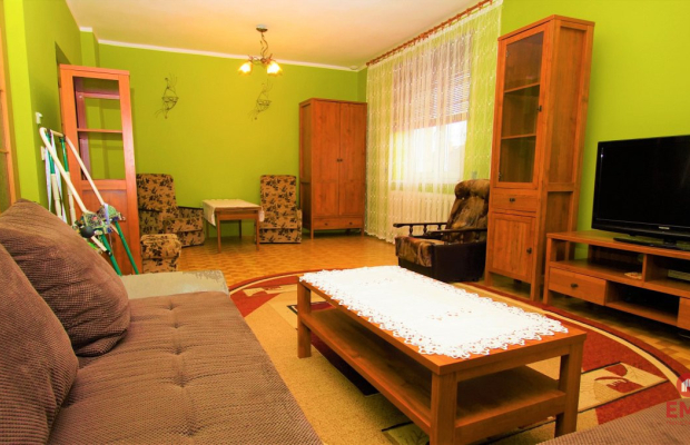 Piętro domu w cichej okolicy