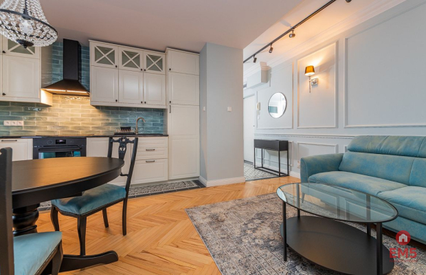 Atrakcyjne mieszkanie na wynajem. Centrum.