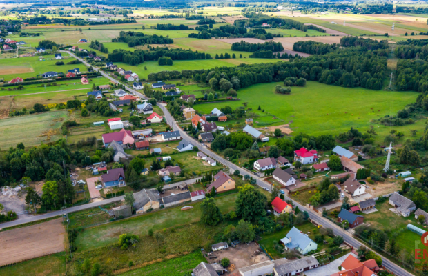 Działka pod lasem, blisko Białegostoku.