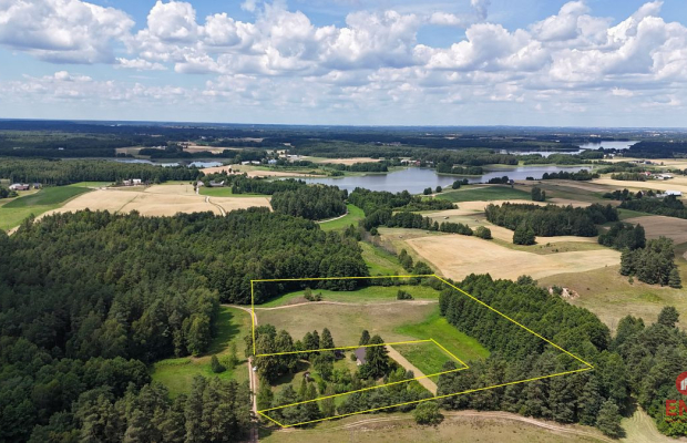 Wyjątkowa działka otoczona lasem