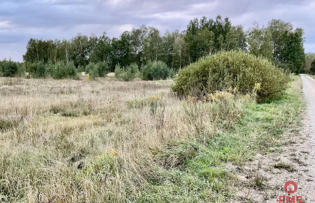 Sobolewo zaciszna  działka obok miasta.