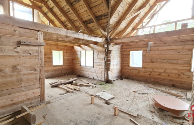 Działka pod pensjonat nad zalewem.