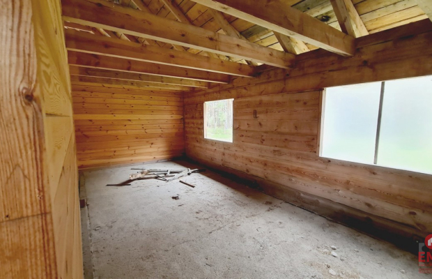 Działka pod pensjonat nad zalewem.