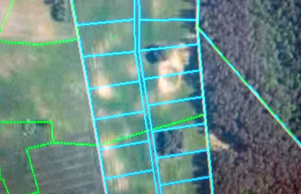 Mazury, jezioro Garbas, duża działka.