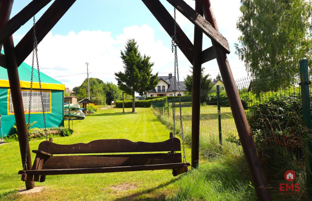 Działka nad jeziorem Serwy