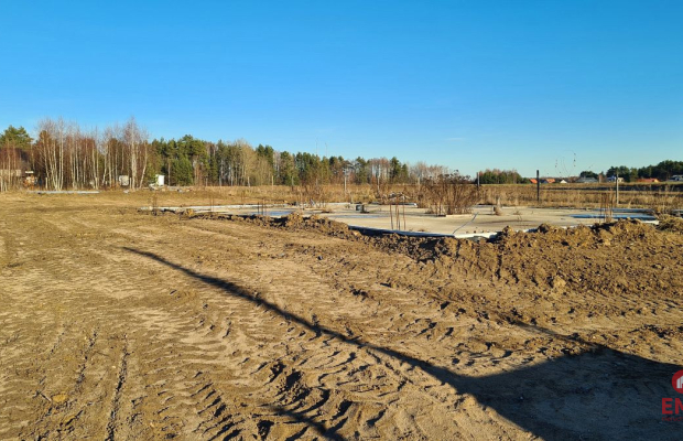 Działka 1000 m2, rozpoczęta inwestycja
