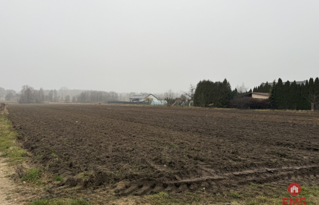 Działka Inwestycyjna 9256 m2.