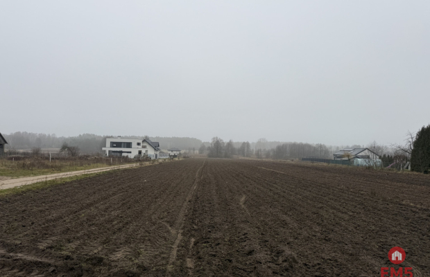 Działka Inwestycyjna 9256 m2.