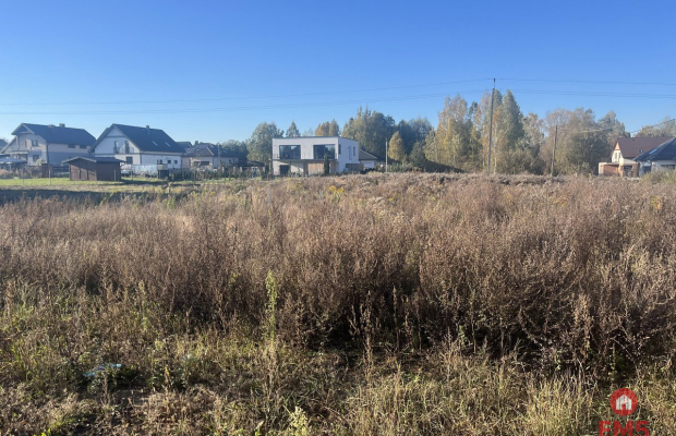 Działka w Choroszczy 800-1600 m2.