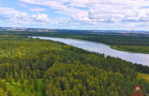 Działki budowlane nad jeziorem Luterskim.