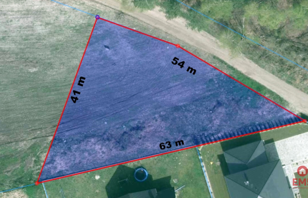Solniczki. Działka budowlana pod lasem.