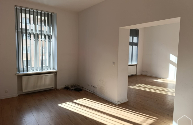Reprezentacyjny apartament w zabytkowej kamienicy 