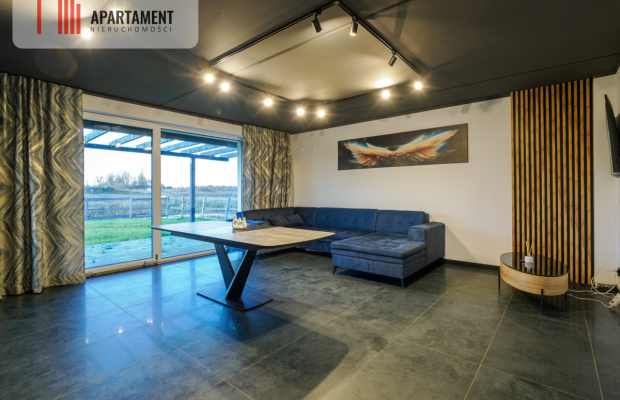 Dom z widokiem na jezioro, garaż, spokojna okolica