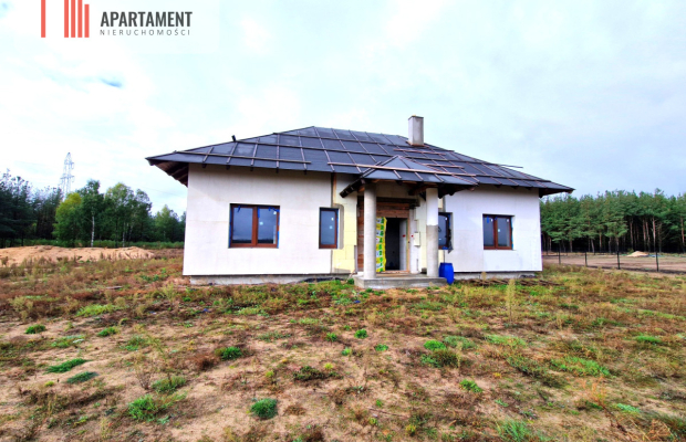 Piękny dom w stanie deweloperskim .