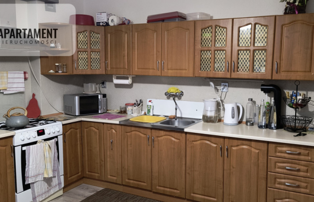 Dom z zabudowaniami na działce 1,24 ha