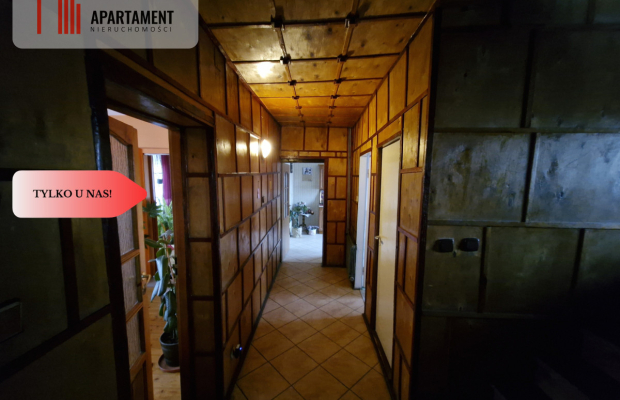 *Dom nieopodal Żnina