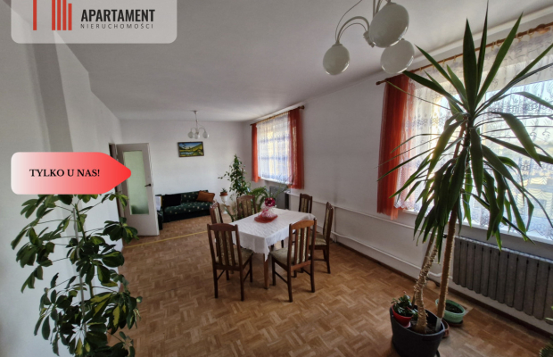 *Dom nieopodal Żnina