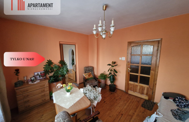 *Dom nieopodal Żnina