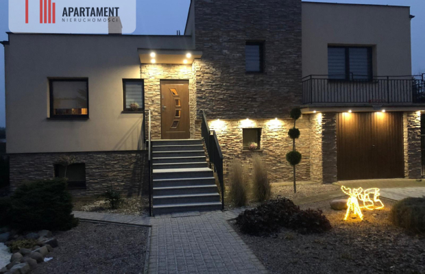 Tylko u nas! Ładny duży dom, spokojna okolica