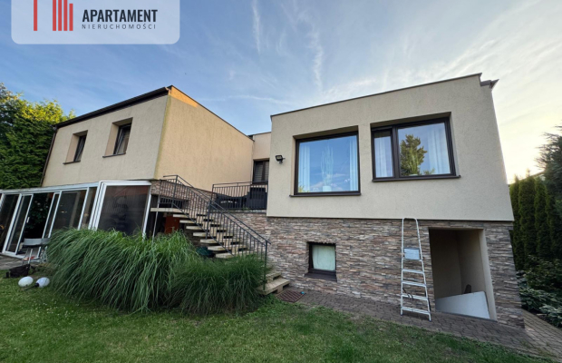 Tylko u nas! Ładny duży dom, spokojna okolica