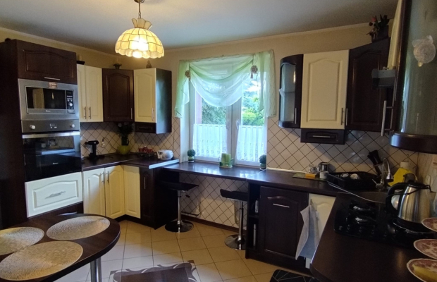 Duża działka 2500 mkw, dom z zapleczem.