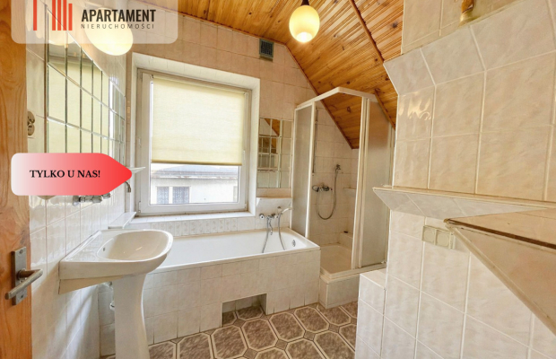 Szeregowiec z mieszkaniem i lokalem usługowym