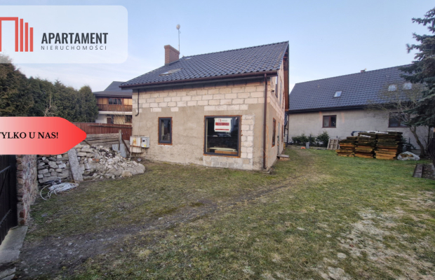 Rypin. Dom - stan surowy zamknięty, ogrodzony.