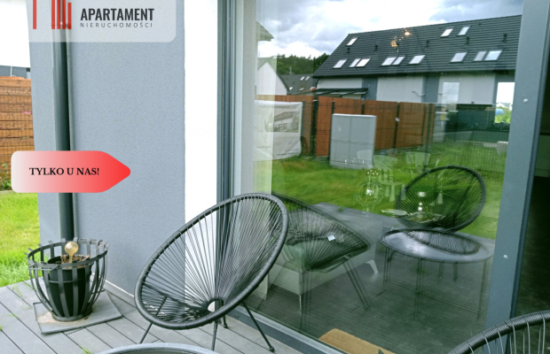 Dom segment pod lasem