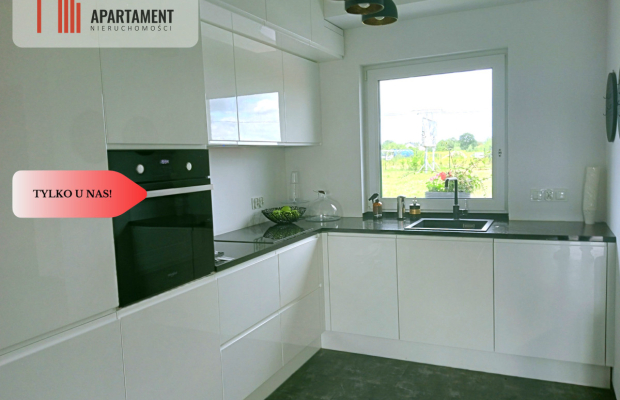 Dom segment pod lasem