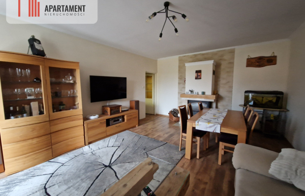 4 lokale mieszkalne, lokal komercyjny,duża działka