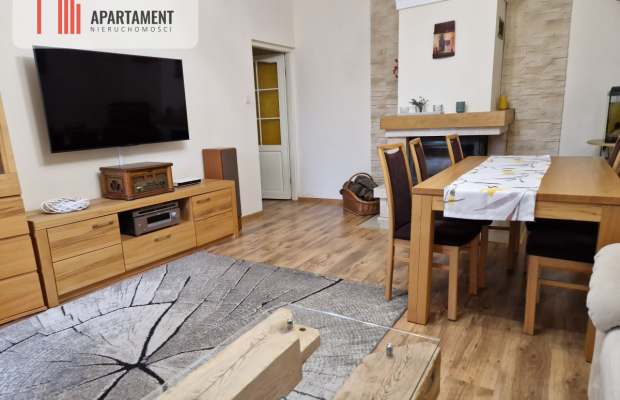 4 lokale mieszkalne, lokal komercyjny,duża działka