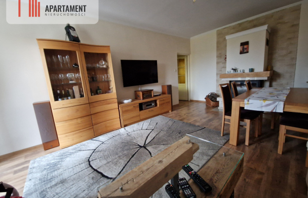 4 lokale mieszkalne, lokal komercyjny,duża działka