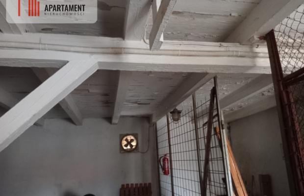 Budynek Inwestycyjno-mieszkaniowy, do remontu
