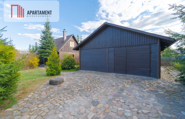 Oryginalny dom w bajkowej scenerii.